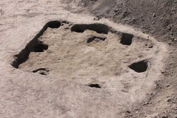 Ausgrabung in Theiß erbringt bronzezeitliche und germanische Siedlungsbefunde